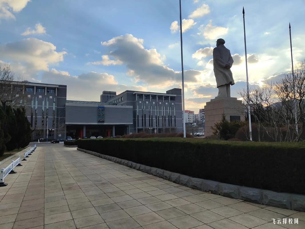 四川科技職業技術學院地址