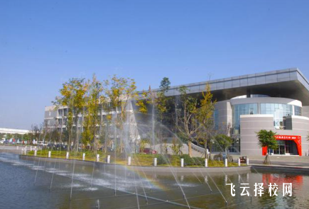 四川旅游學院黃龍溪校區