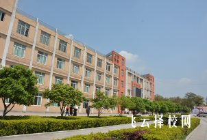 宜賓市職業(yè)技術(shù)學校2025年招生簡章