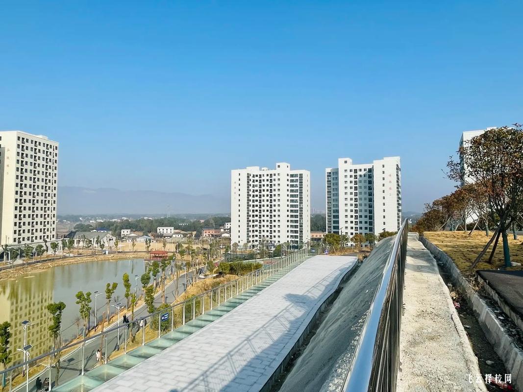 成都市財貿職業高級中學2025年招生簡章