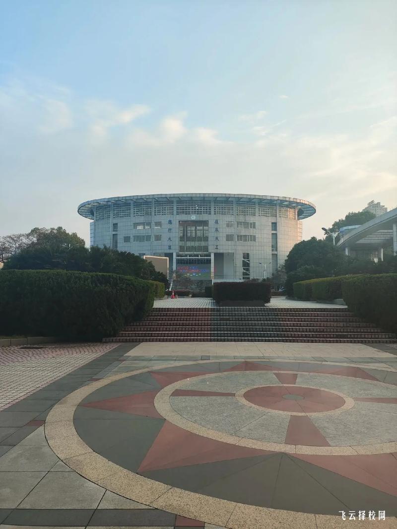 成都市工程職業技術學校2025年招生簡章