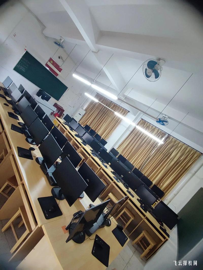 成都市青蘇職業(yè)中專學(xué)校2025年招生簡章