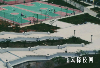 成都中醫藥大學附屬醫院針灸學校中醫針灸專業的學費與課程