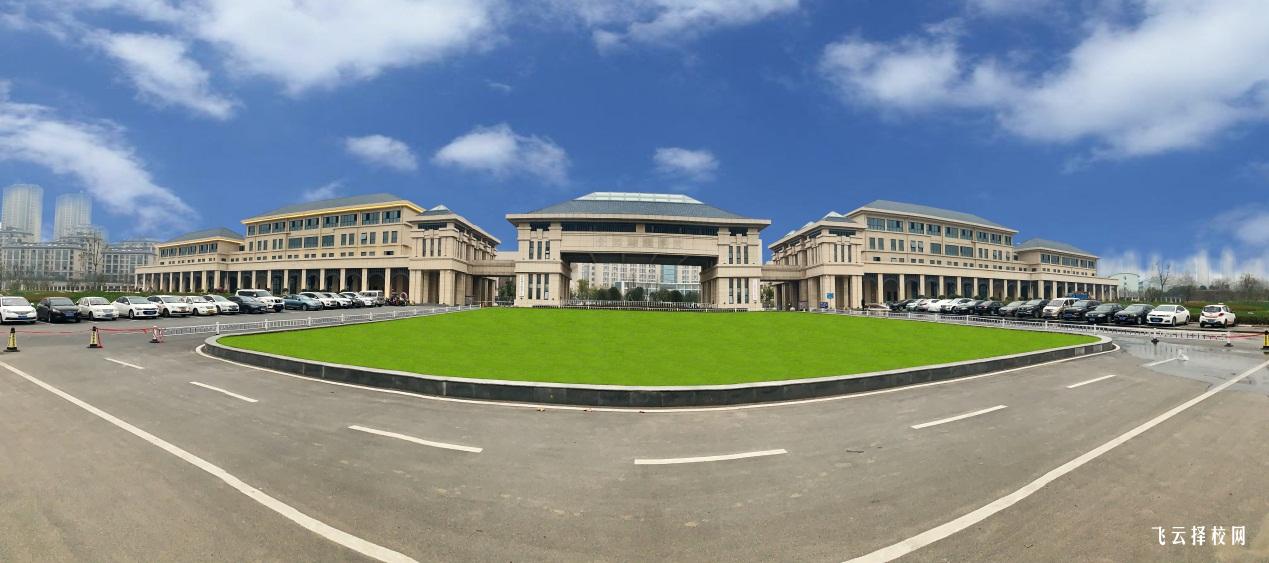 四川藝術職業學院,服裝設計與藝術類專業學費分析