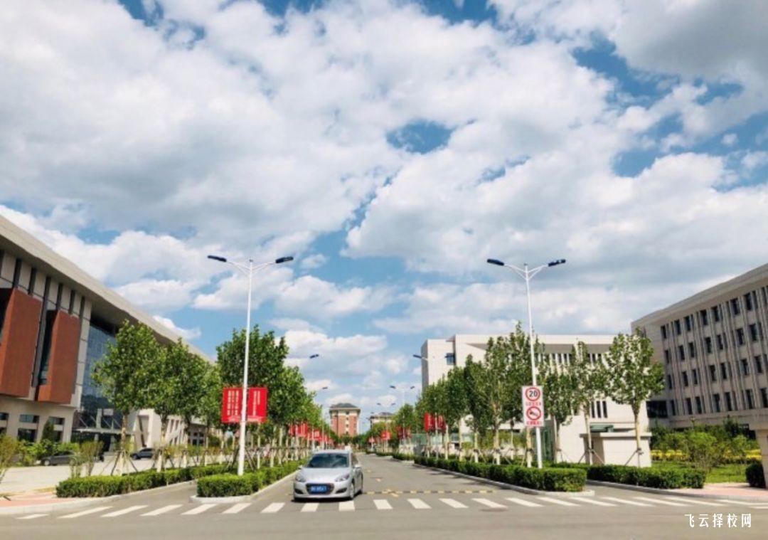 四川廣播電視中等專業(yè)學校影視專業(yè)與傳媒行業(yè)的關系