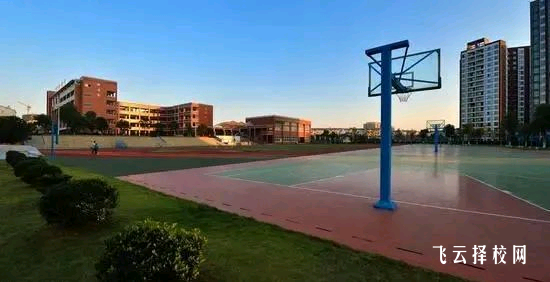 成都中和職業中學的升學機會