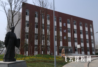 成都汽車職校汽修專業就業方向及行業趨勢