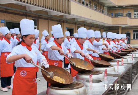 郫都友愛職校中餐烹飪課程設(shè)置與實訓(xùn)條件