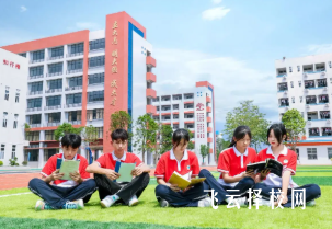 職高與技校培養(yǎng)方向的本質(zhì)區(qū)別