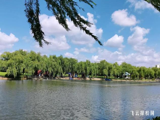 孩子性格內向適合讀成都亞細亞學校嗎