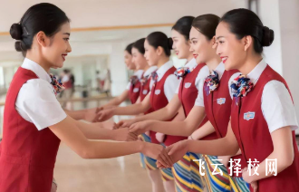 成都機(jī)電工程學(xué)校航空服務(wù)專(zhuān)業(yè)身高要求和面試流程