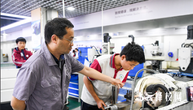 孩子動手能力強適合讀什么